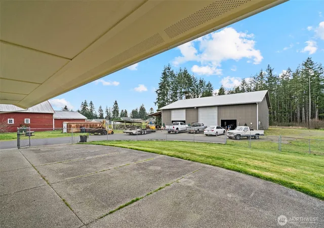 Photo 4 of Single family home for sale at 18647 Joselyn St Sw, Rochester, WA 98579 | MLS# NWM2573601 | Listing updated on 2026-09-24