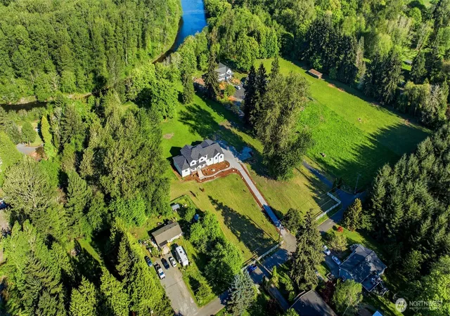 Photo 3 of Single family home for sale at 230 Conine St Se, Olympia, WA 98513 | MLS# NWM2573625 | Listing updated on 2026-09-25