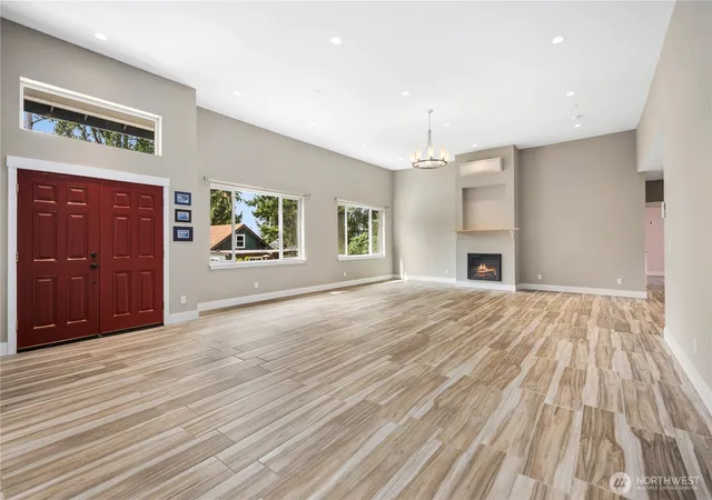 Photo 4 of Single family home for sale at 10622 55Th Ave S, Seattle, WA 98178 | MLS# NWM2573630 | Listing updated on 2026-09-26