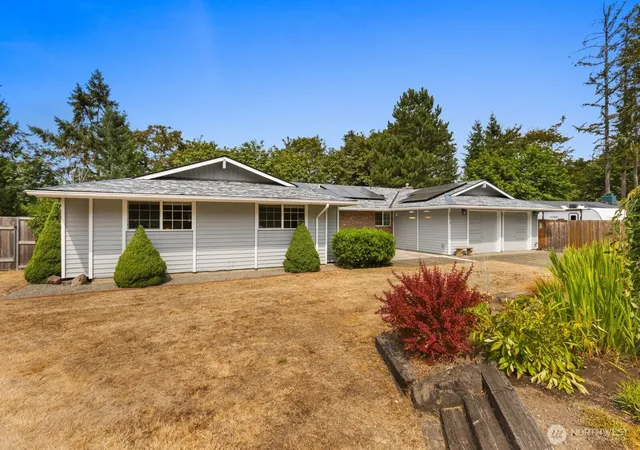 Photo 3 of Single family home for sale at 28919 211th Ave Se, Kent, WA 98042 | MLS# NWM2573632 | Listing updated on 2026-09-25