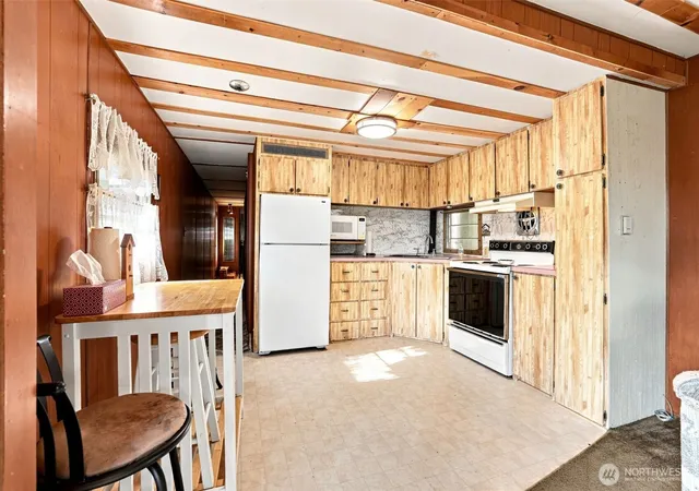 Photo 4 of Manufactured home for sale at 570 W Pacific Ave, Ronald, WA 98940 | MLS# NWM2573633 | Listing updated on 2026-09-25