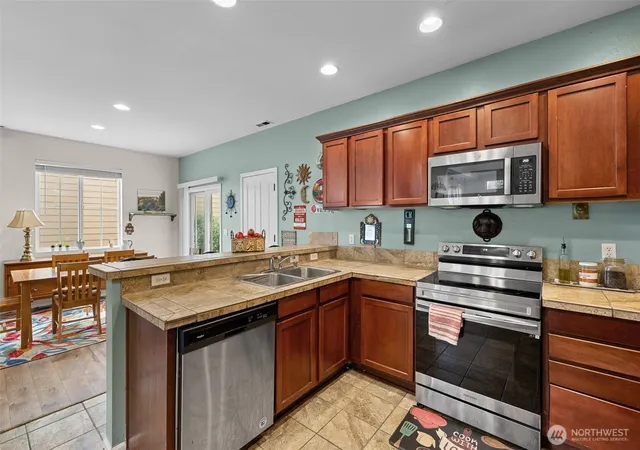 Photo 3 of Single family home for sale at 5944 Balustrade Blvd Se, Lacey, WA 98513 | MLS# NWM2573634 | Listing updated on 2026-10-01
