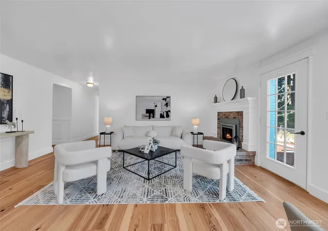Photo 4 of Single family home for sale at 17408 Ne 160Th Pl, Woodinville, WA 98072 | MLS# NWM2573655 | Listing updated on 2026-09-26
