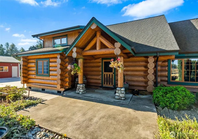 Photo 2 of Single family home for sale at 17812 Old Hwy 99 Sw, Tenino, WA 98589 | MLS# NWM2573658 | Listing updated on 2026-09-28