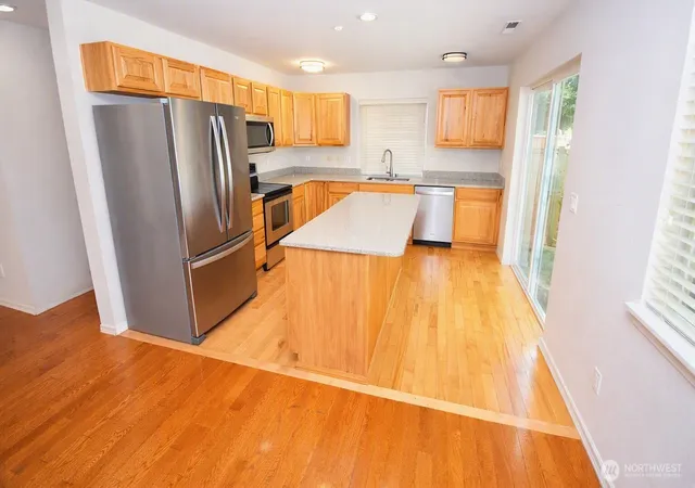 Photo 4 of Single family home for sale at 1160 Hudson St, Dupont, WA 98327 | MLS# NWM2573672 | Listing updated on 2026-09-25