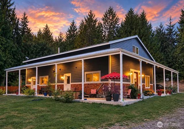 Single family home for sale at 5728 Nw Littlewood Ln, Silverdale, WA 98383 | MLS# NWM2573677