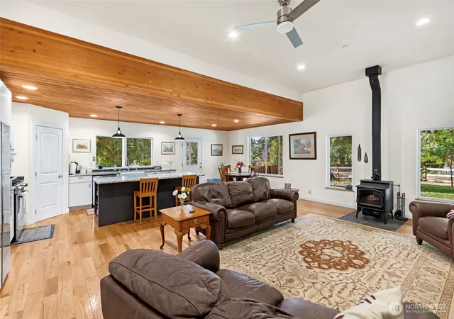 Photo 3 of Single family home for sale at 5728 Nw Littlewood Ln, Silverdale, WA 98383 | MLS# NWM2573677 | Listing updated on 2026-09-20