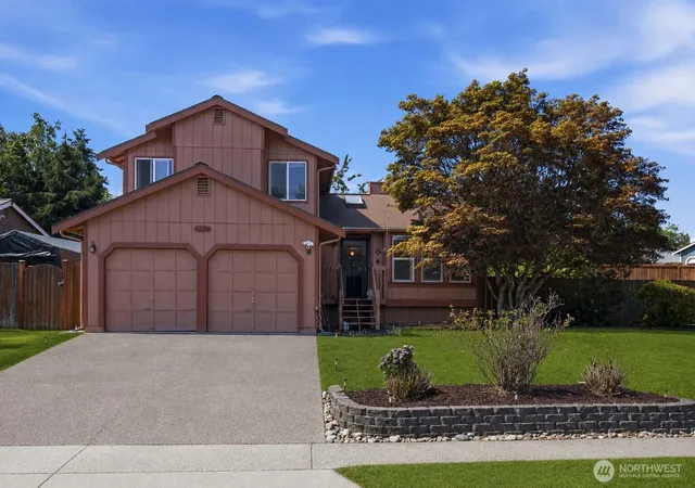 Photo 1 of Single family home for sale at 1239 Juniper Dr Se, Olympia, WA 98513 | MLS# NWM2573681 | Listing updated on 2026-09-25