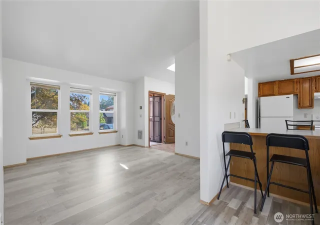 Photo 2 of Single family home for sale at 1239 Juniper Dr Se, Olympia, WA 98513 | MLS# NWM2573681 | Listing updated on 2026-09-25