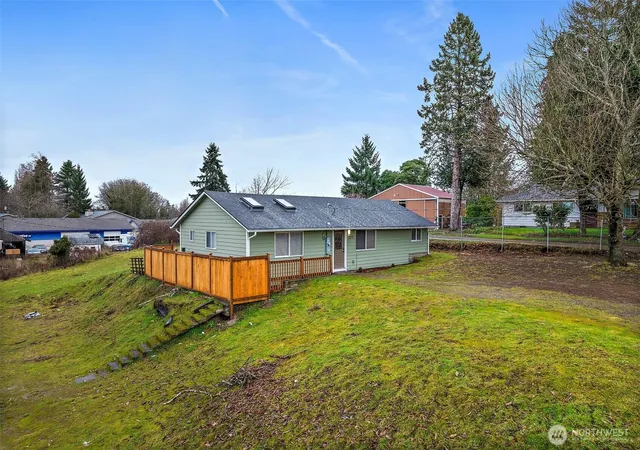 Photo 2 of Single family home for sale at 3311 Bridgeport Wy W, University Place, WA 98466 | MLS# NWM2573684 | Listing updated on 2026-09-22
