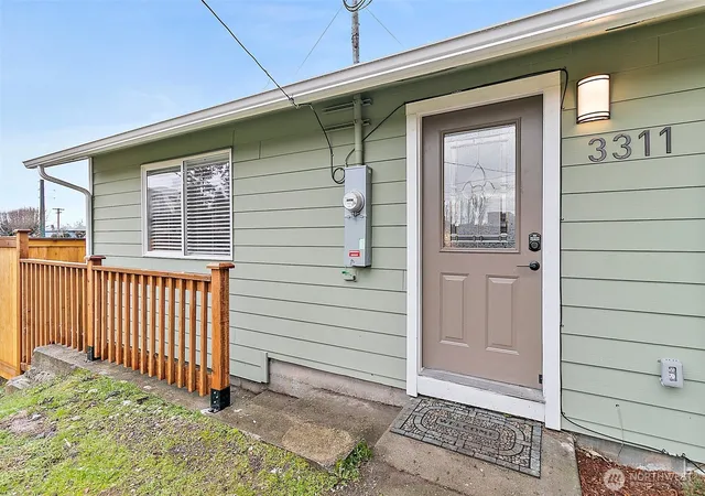 Photo 4 of Single family home for sale at 3311 Bridgeport Wy W, University Place, WA 98466 | MLS# NWM2573684 | Listing updated on 2026-09-22