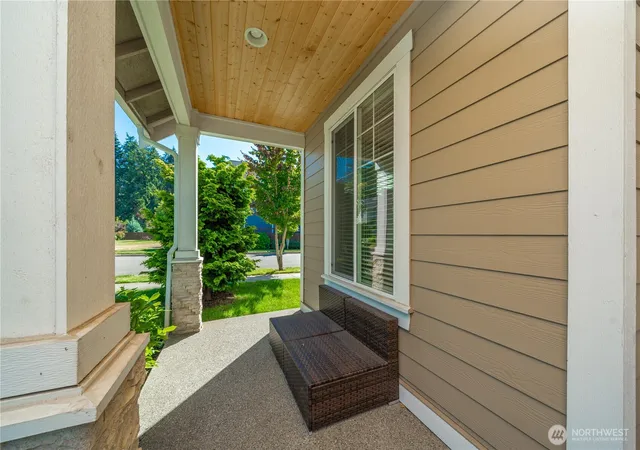 Photo 3 of Single family home for sale at 9021 127th St Ct E, Puyallup, WA 98373 | MLS# NWM2573702 | Listing updated on 2026-09-25