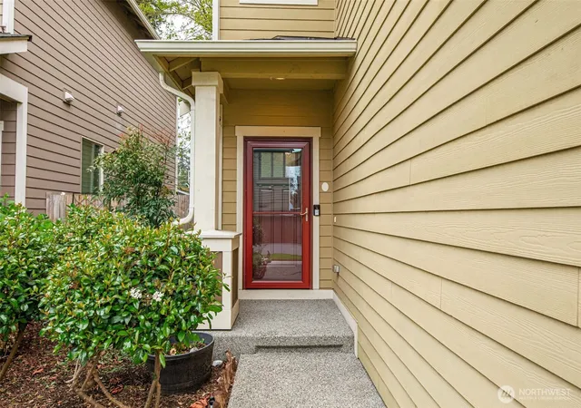 Photo 3 of Sale Pending at 20 92nd Ave Se #35, Lake Stevens, WA 98258 | MLS# NWM2573728 | Listing updated on 2026-10-01