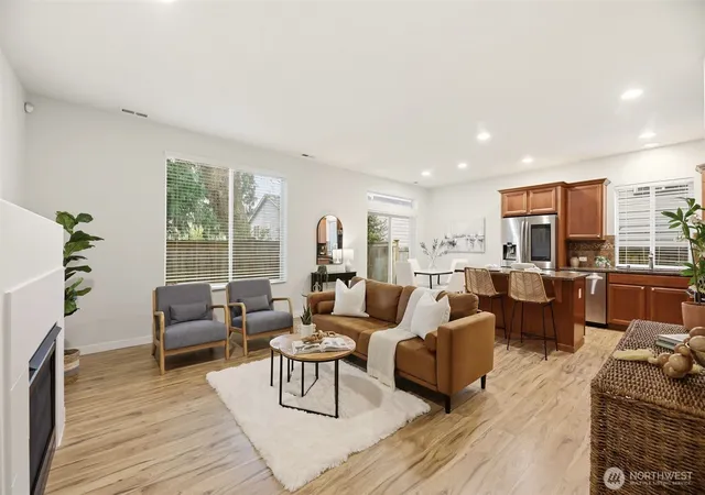 Photo 4 of Sale Pending at 20 92Nd Ave Se #35, Lake Stevens, WA 98258 | MLS# NWM2573728 | Listing updated on 2026-10-01