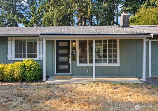 Photo 3 of Single family home for sale at 2923 193rd Pl Se, Bothell, WA 98012 | MLS# NWM2573730 | Listing updated on 2026-10-02