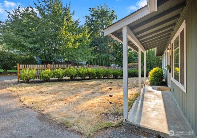 Photo 3 of Single family home for sale at 2923 193Rd Pl Se, Bothell, WA 98012 | MLS# NWM2573730 | Listing updated on 2026-10-02