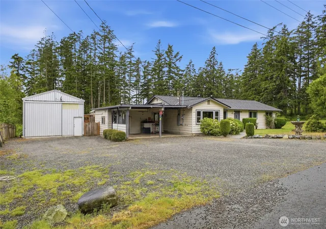 Photo 2 of Single family home for sale at 3343 Garfield Ct, Oak Harbor, WA 98277 | MLS# NWM2573765 | Listing updated on 2026-09-29
