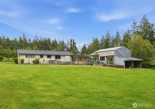 Photo 1 of Single family home for sale at 3343 Garfield Ct, Oak Harbor, WA 98277 | MLS# NWM2573765 | Listing updated on 2026-09-29