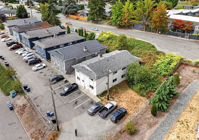 Photo 3 of Multi family home for sale at 1101 S Woodlawn St #1-4, Tacoma, WA 98465 | MLS# NWM2573776 | Listing updated on 2026-09-24