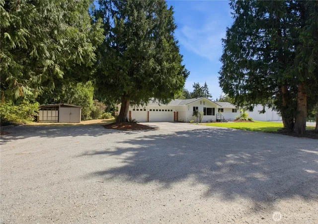 Photo 3 of Single family home for sale at 22710 253rd Ave Se, Maple Valley, WA 98038 | MLS# NWM2573818 | Listing updated on 2026-09-25