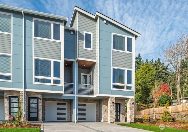Townhouse for sale at 12814 66Th Ave S, Seattle, WA 98178 | MLS# NWM2573853