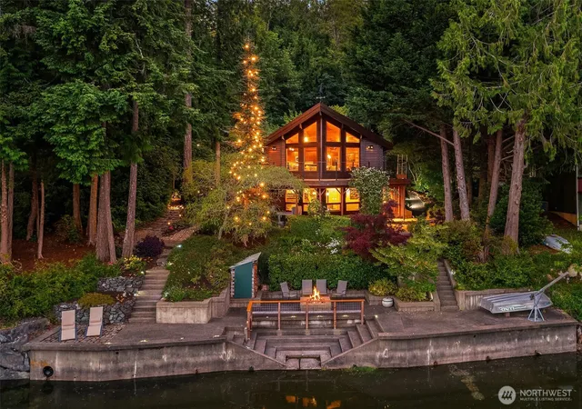 Photo 1 of Single family home for sale at 211 E Church Point Dr, Shelton, WA 98584 | MLS# NWM2573857 | Listing updated on 2026-09-25