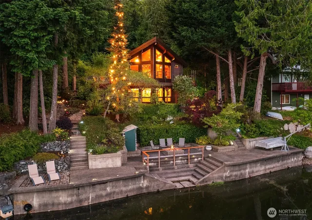 Photo 3 of Single family home for sale at 211 E Church Point Dr, Shelton, WA 98584 | MLS# NWM2573857 | Listing updated on 2026-09-25