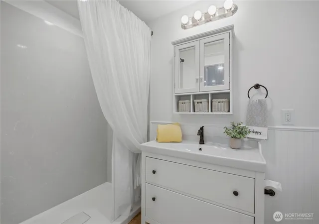 Photo 3 of Sale Pending at 919 20th Avenue S, Seattle, WA 98144 | MLS# NWM2573883 | Listing updated on 2026-09-25