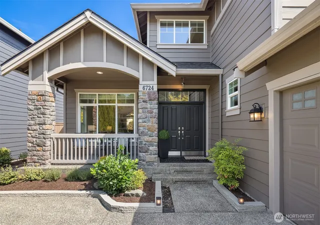 Photo 2 of Single family home for sale at 6724 Crest View Ave Se, Snoqualmie, WA 98065 | MLS# NWM2573885 | Listing updated on 2026-09-03