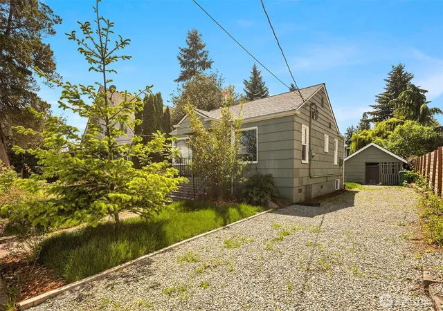 Photo 2 of Sale Pending at 935 N 92nd St, Seattle, WA 98103 | MLS# NWM2573893 | Listing updated on 2026-09-25