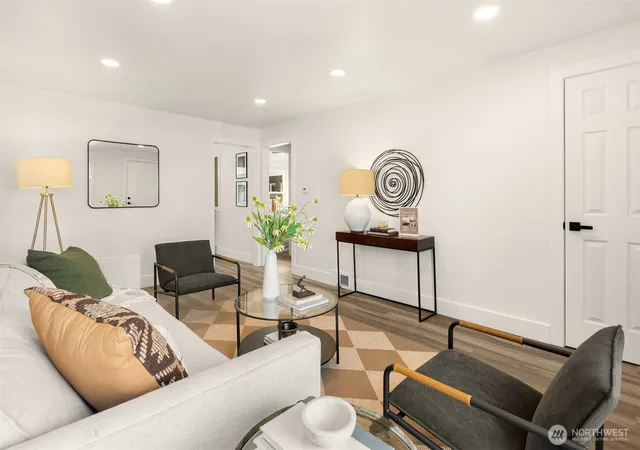Photo 4 of Sale Pending at 935 N 92Nd St, Seattle, WA 98103 | MLS# NWM2573893 | Listing updated on 2026-09-25
