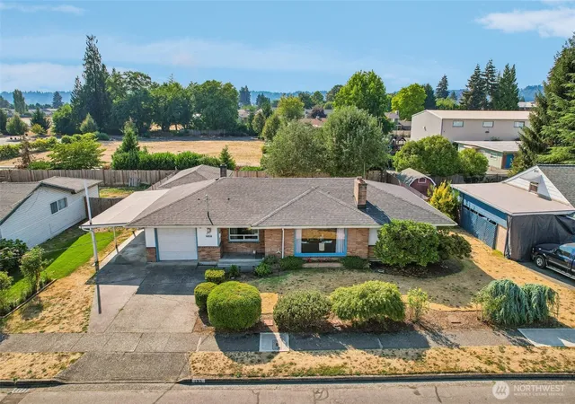 Photo 1 of Single family home for sale at 1313 F St Se, Auburn, WA 98002 | MLS# NWM2573902 | Listing updated on 2026-10-01
