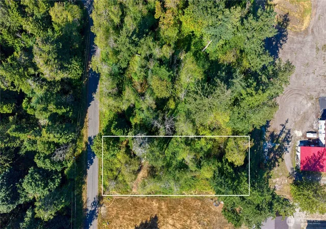Photo 2 of Land for sale at 82 Massey Wy, Point Roberts, WA 98281 | MLS# NWM2573906 | Listing updated on 2026-09-25