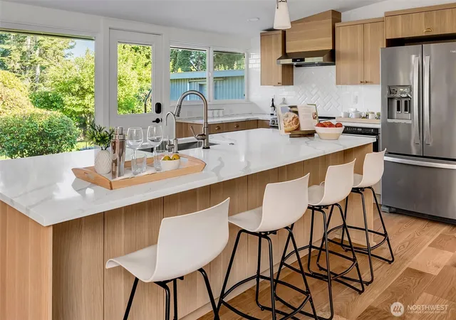Photo 3 of Condo for sale at 2434 73Rd Ave Se, Mercer Island, WA 98040 | MLS# NWM2573908 | Listing updated on 2026-10-01