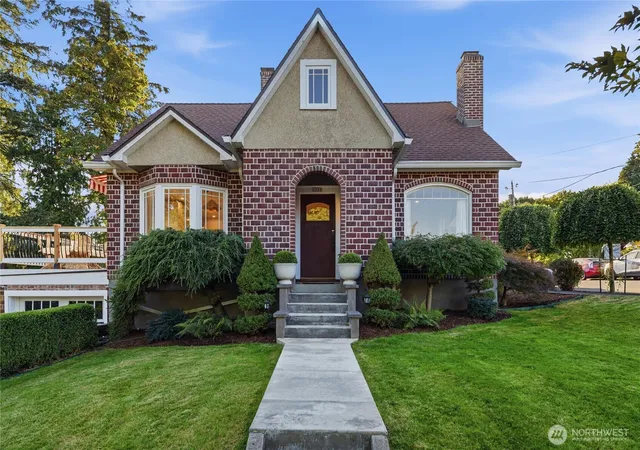 Photo 1 of Contingent at 1135 Ne Birch St, Camas, WA 98607 | MLS# NWM2573914 | Listing updated on 2026-09-25