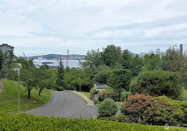 Condo for sale at 2349 Sw Harbor Ave Sw #101, Seattle, WA 98126 | MLS# NWM2573921