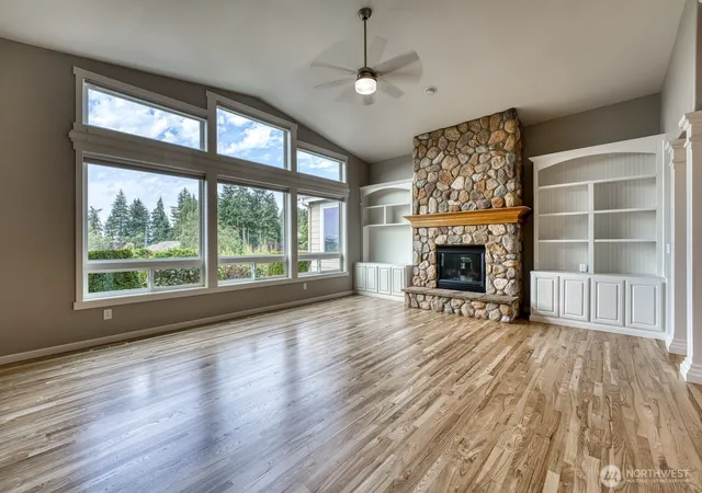 Photo 3 of Single family home for sale at 7810 31St St Nw, Gig Harbor, WA 98335 | MLS# NWM2573923 | Listing updated on 2026-09-30