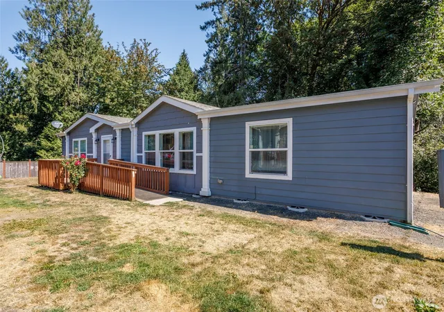Manufactured home for sale at 2090 E Crestview Dr, Shelton, WA 98584 | MLS# NWM2573928