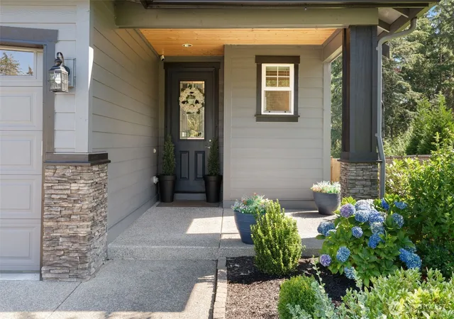 Photo 4 of Single family home for sale at 8223 52Nd Ave Ne, Olympia, WA 98516 | MLS# NWM2573929 | Listing updated on 2026-10-01
