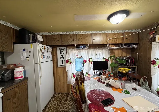Photo 2 of Manufactured home for sale at 10515 Woodinville #75, Bothell, WA 98011 | MLS# NWM2573960 | Listing updated on 2026-09-25