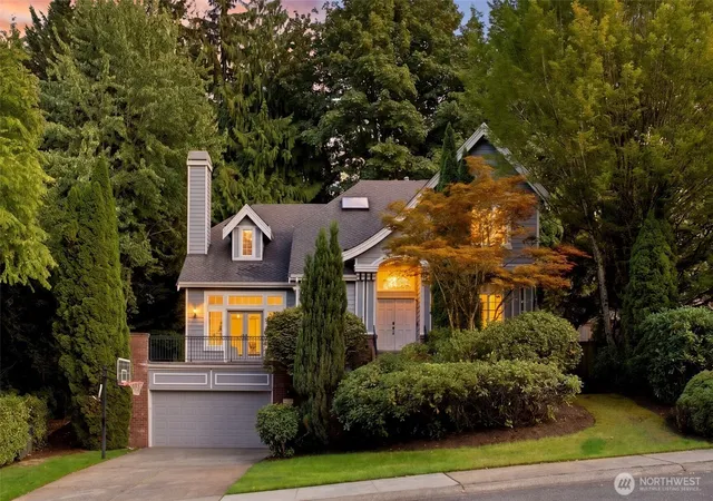 Photo 1 of Single family home for sale at 17033 Ne 108th Wy, Redmond, WA 98052 | MLS# NWM2573976 | Listing updated on 2026-09-26