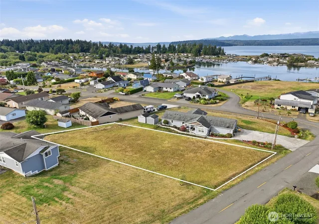 Photo 1 of Sale Pending at 5067 Ne Canal Ln, Hansville, WA 98340 | MLS# NWM2573989 | Listing updated on 2026-10-02