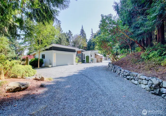 Photo 2 of Single family home for sale at 27 Can Ku Rd, Camano Island, WA 98282 | MLS# NWM2574016 | Listing updated on 2026-10-02