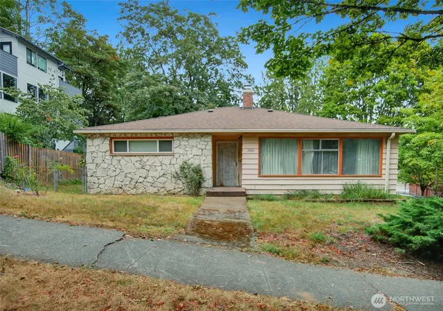 Photo 1 of Sale Pending at 3020 E Yesler Wy, Seattle, WA 98122 | MLS# NWM2574020 | Listing updated on 2026-09-21