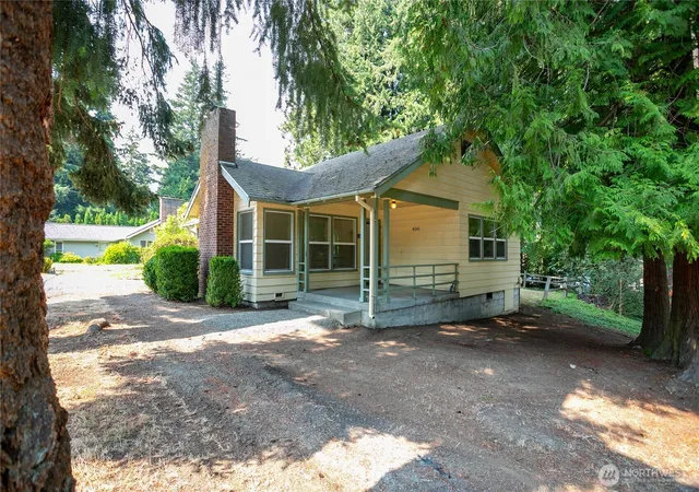 Photo 2 of Single family home for sale at 4541 Cable St, Bellingham, WA 98229 | MLS# NWM2574027 | Listing updated on 2026-09-23