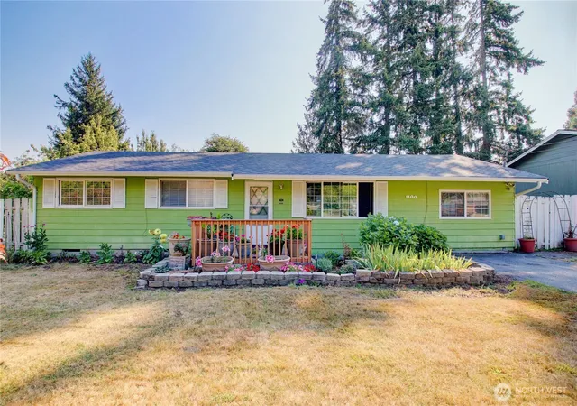 Photo 1 of Single family home for sale at 1100 N 18th St, Mount Vernon, WA 98273 | MLS# NWM2574098 | Listing updated on 2026-09-24