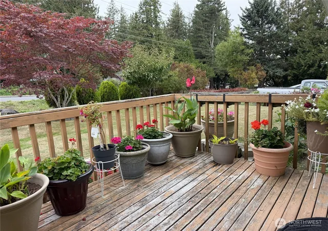 Photo 4 of Single family home for sale at 1100 N 18Th St, Mount Vernon, WA 98273 | MLS# NWM2574098 | Listing updated on 2026-09-24