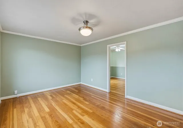 Photo 3 of Sale Pending at 1305 Z St, Vancouver, WA 98661 | MLS# NWM2574102 | Listing updated on 2026-10-01