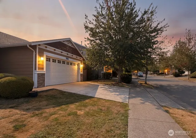 Photo 3 of Single family home for sale at 248 Shantel St, Mount Vernon, WA 98274 | MLS# NWM2574104 | Listing updated on 2026-09-27