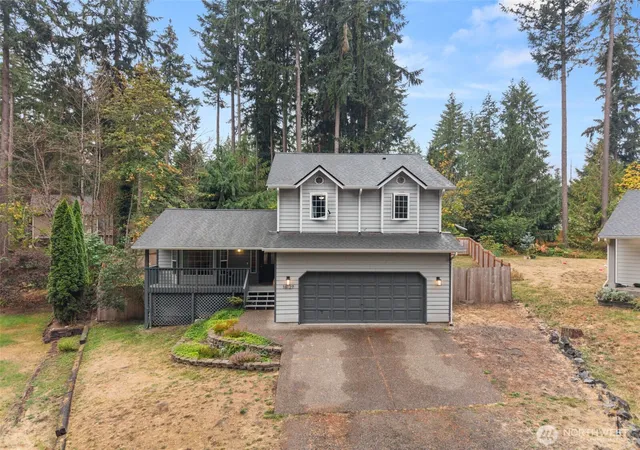 Photo 2 of Single family home for sale at 18127 Stoney Ct Se, Yelm, WA 98597 | MLS# NWM2574111 | Listing updated on 2026-09-25
